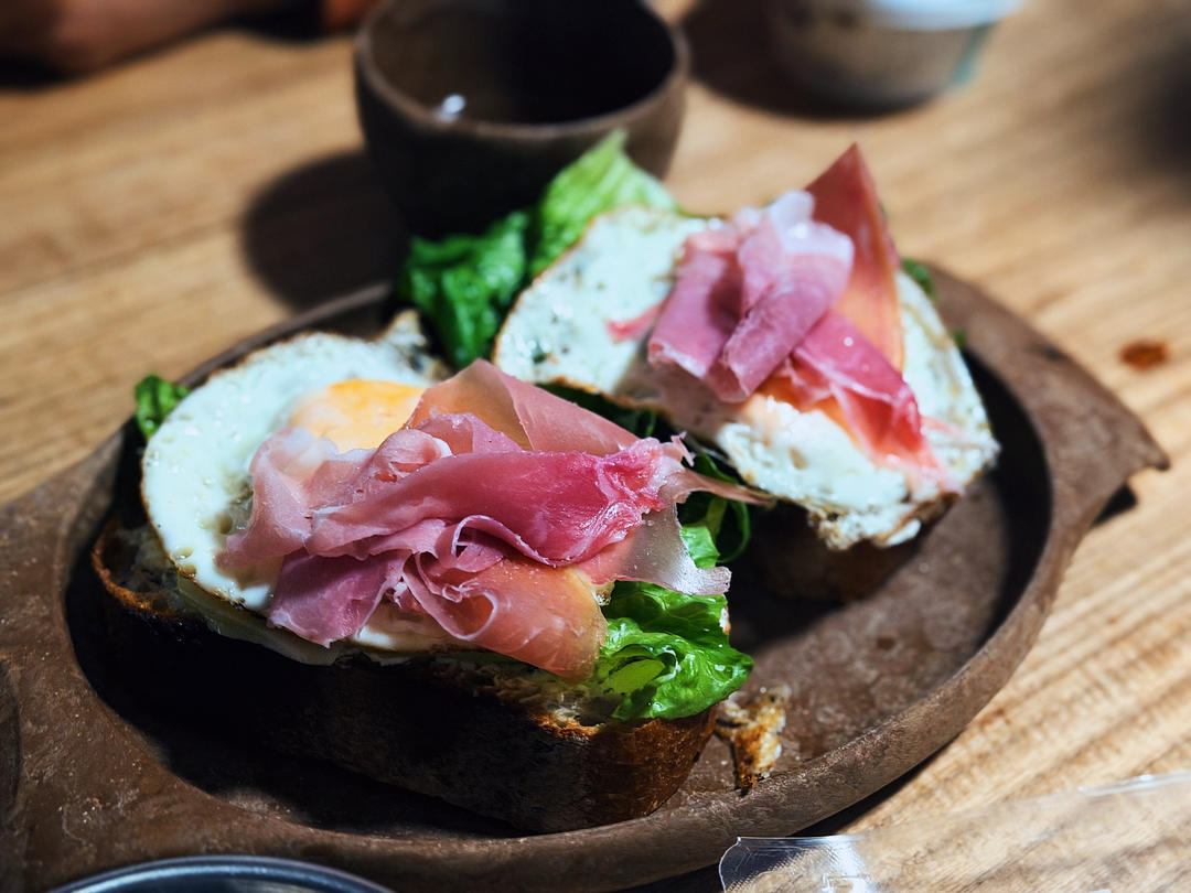 致！我们终将吃掉的早餐。