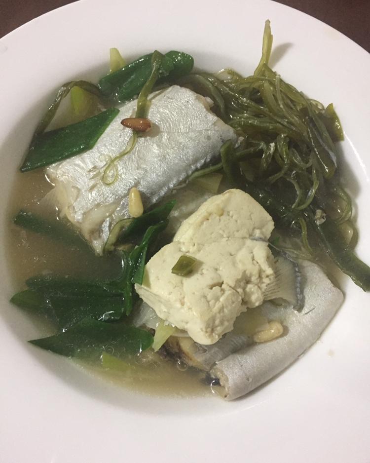 锅仔带鱼炖豆腐