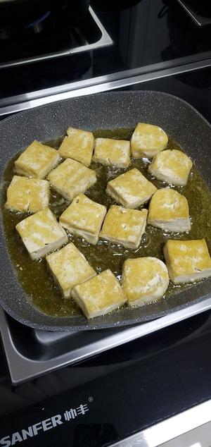 香煎老豆腐的做法 步骤2
