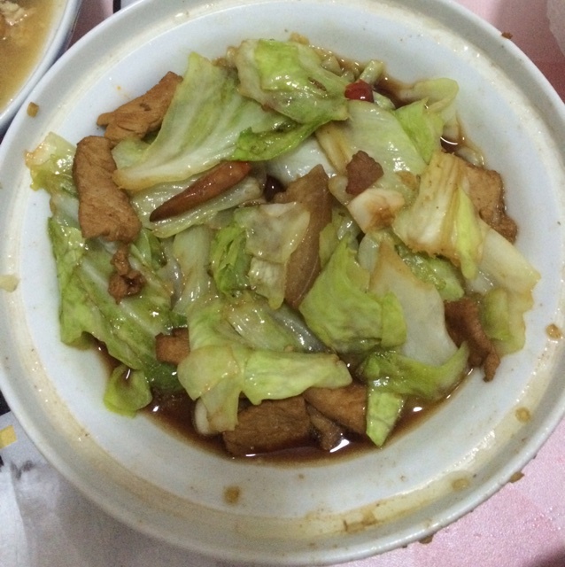 阿婆手撕包菜