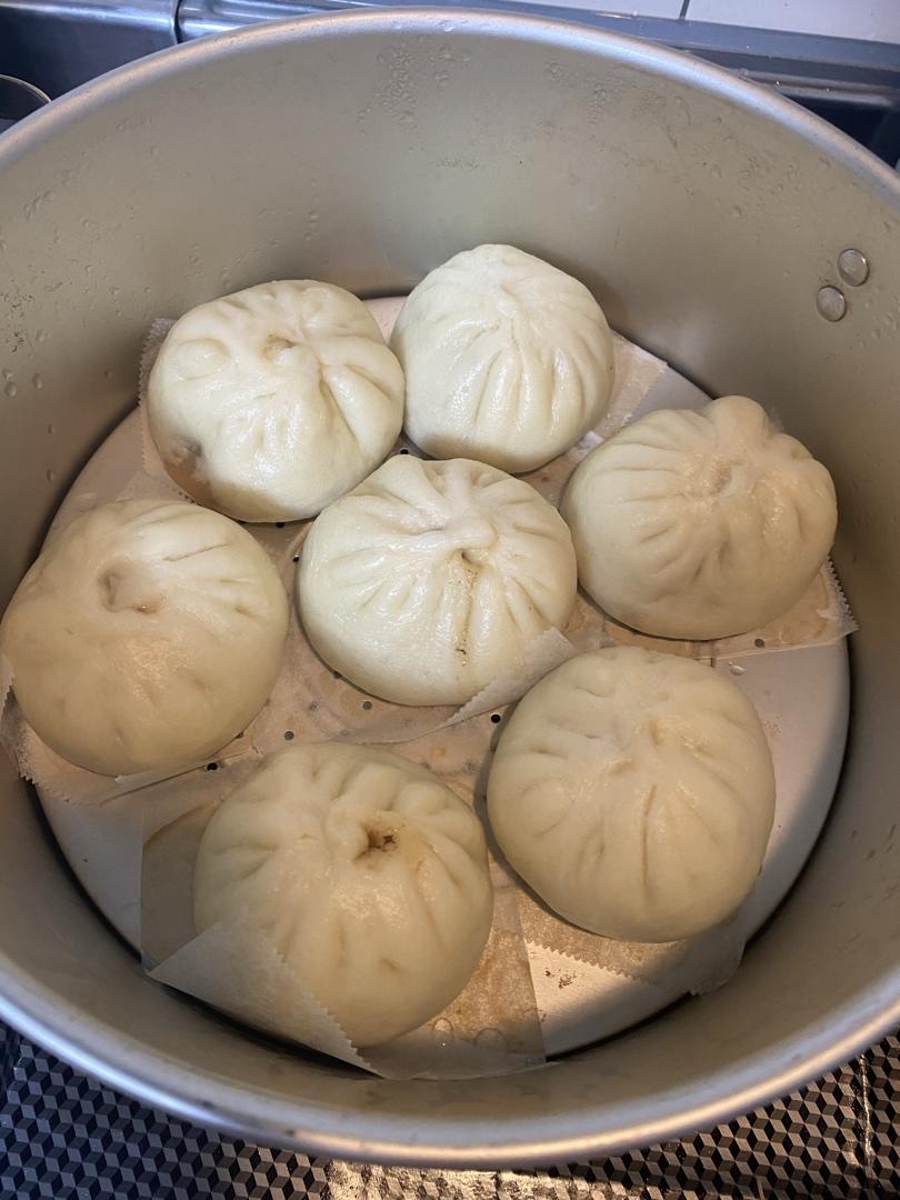 鲜美多汁的洋葱牛肉包子