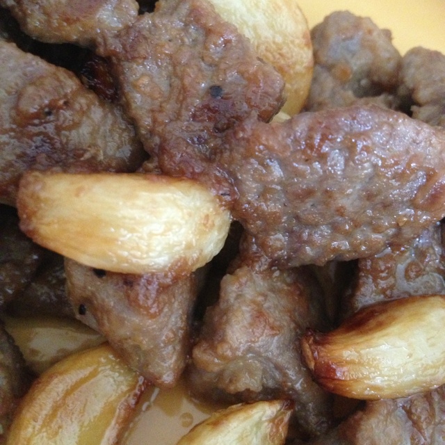 黑蒜子牛肉粒