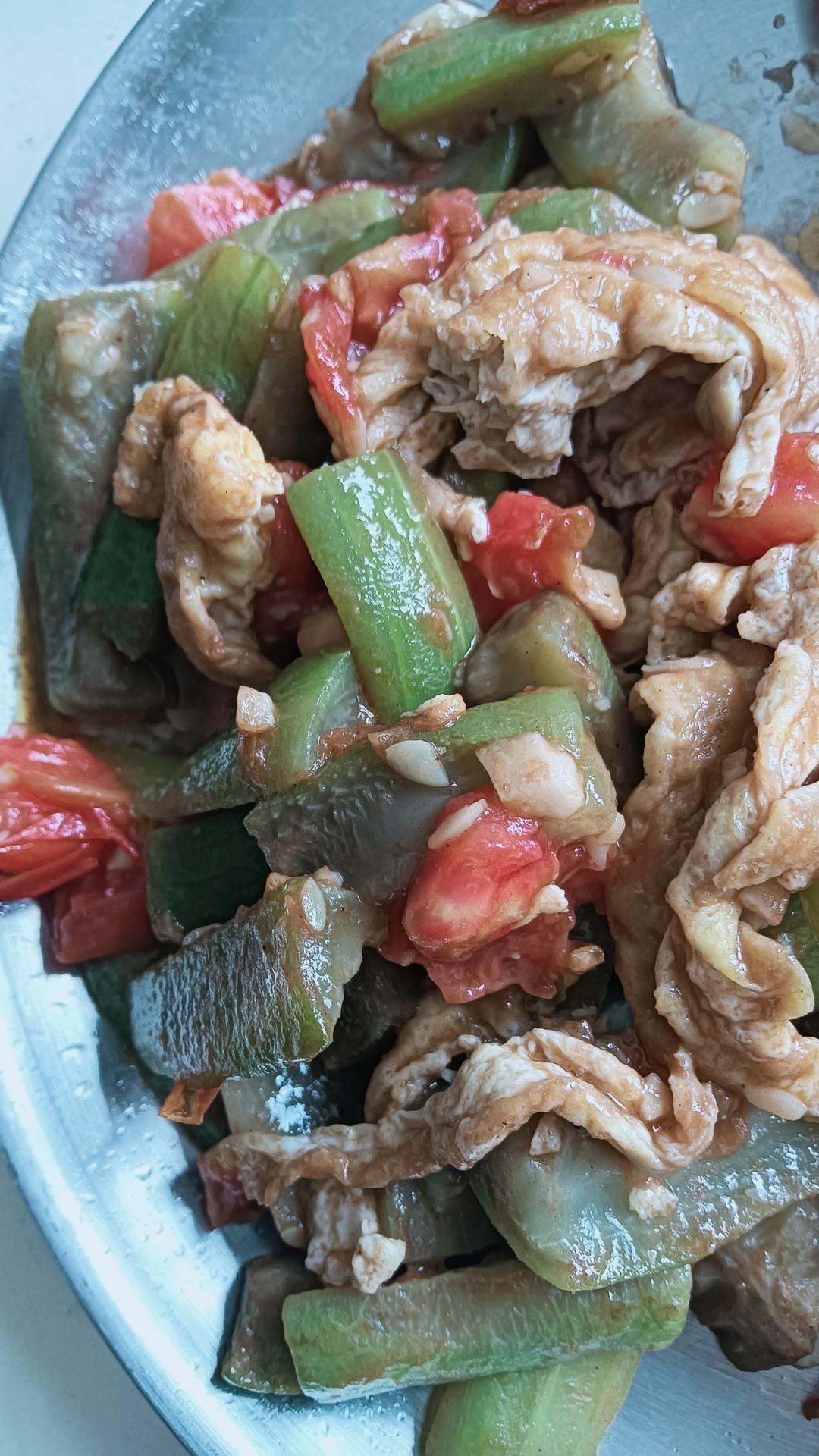 丝瓜西红柿炒蛋