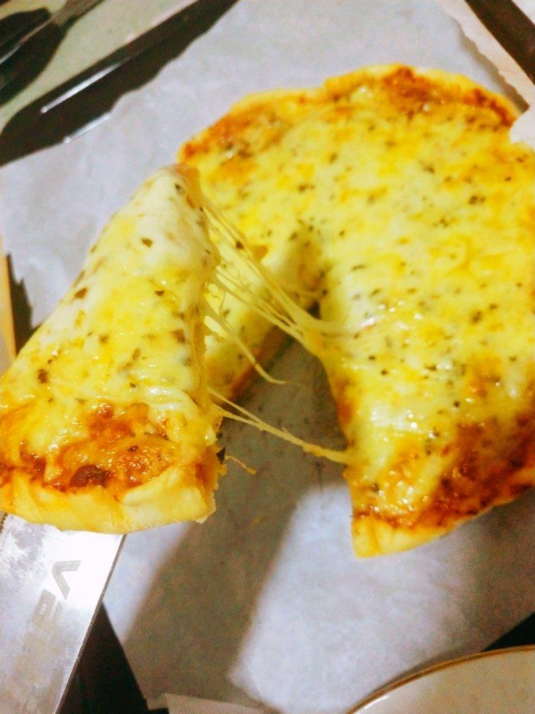 从饼皮开始，烤正宗的玛格丽特披萨