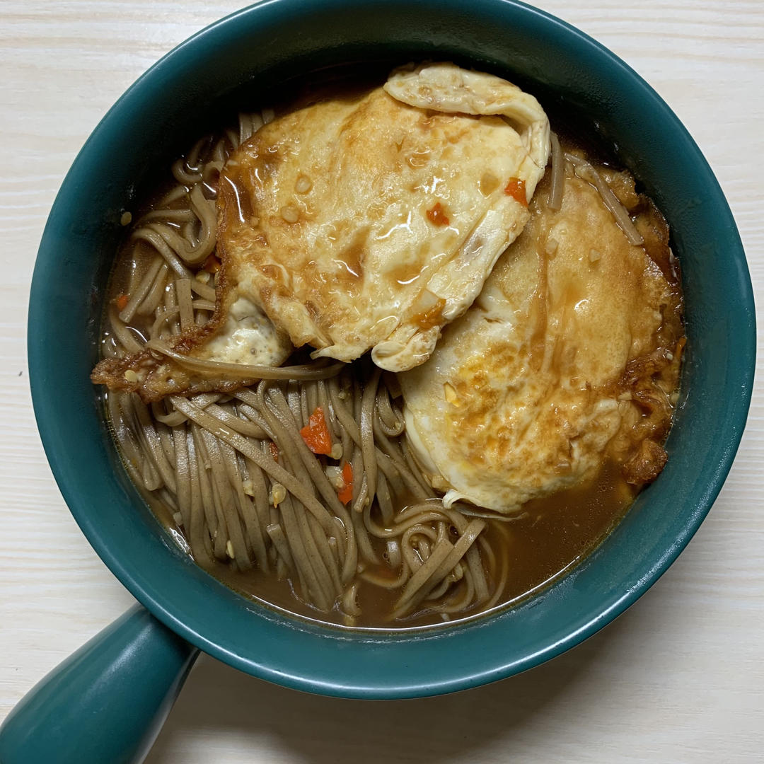 香到舔盘子🉐️荷包蛋焖面🍜超满足❗️