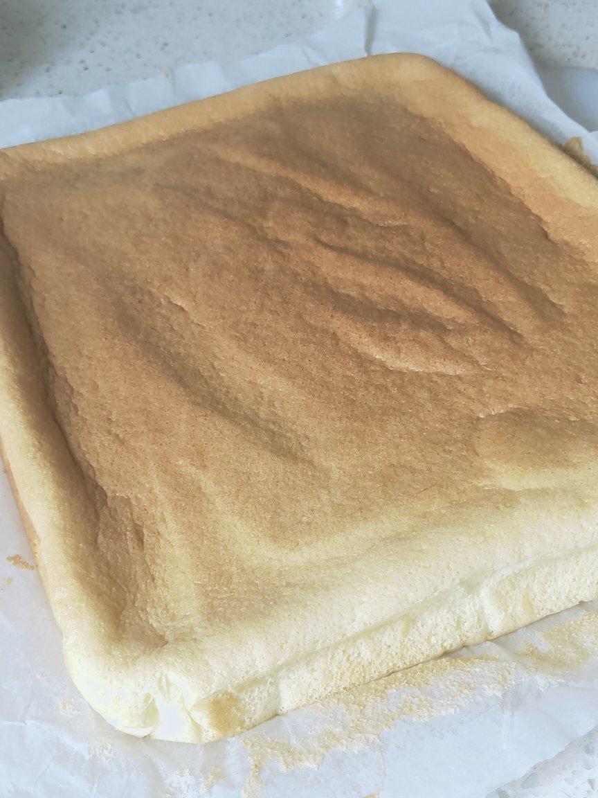 堪比柯基屁股
爆浆芝士🧀古早蛋糕