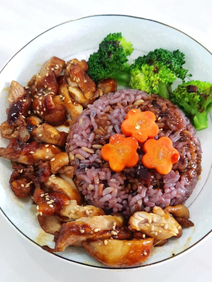 照烧鸡腿饭