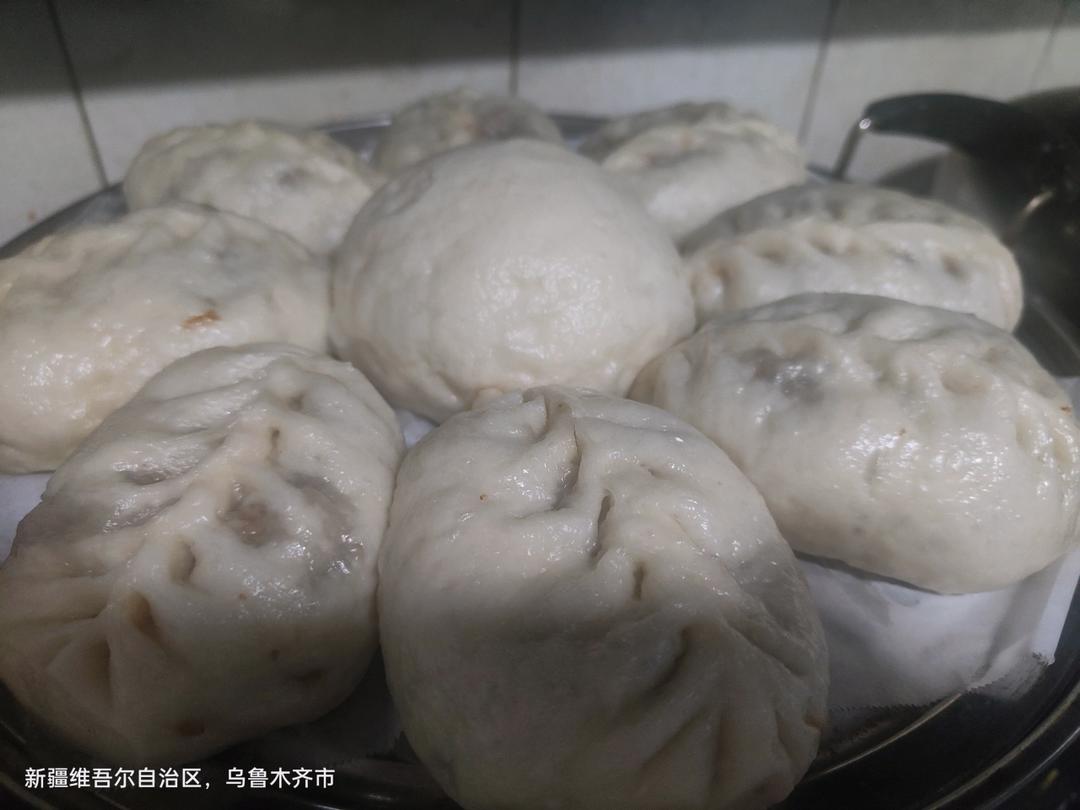 我们家最爱吃的素馅儿包子—尖椒茄子包