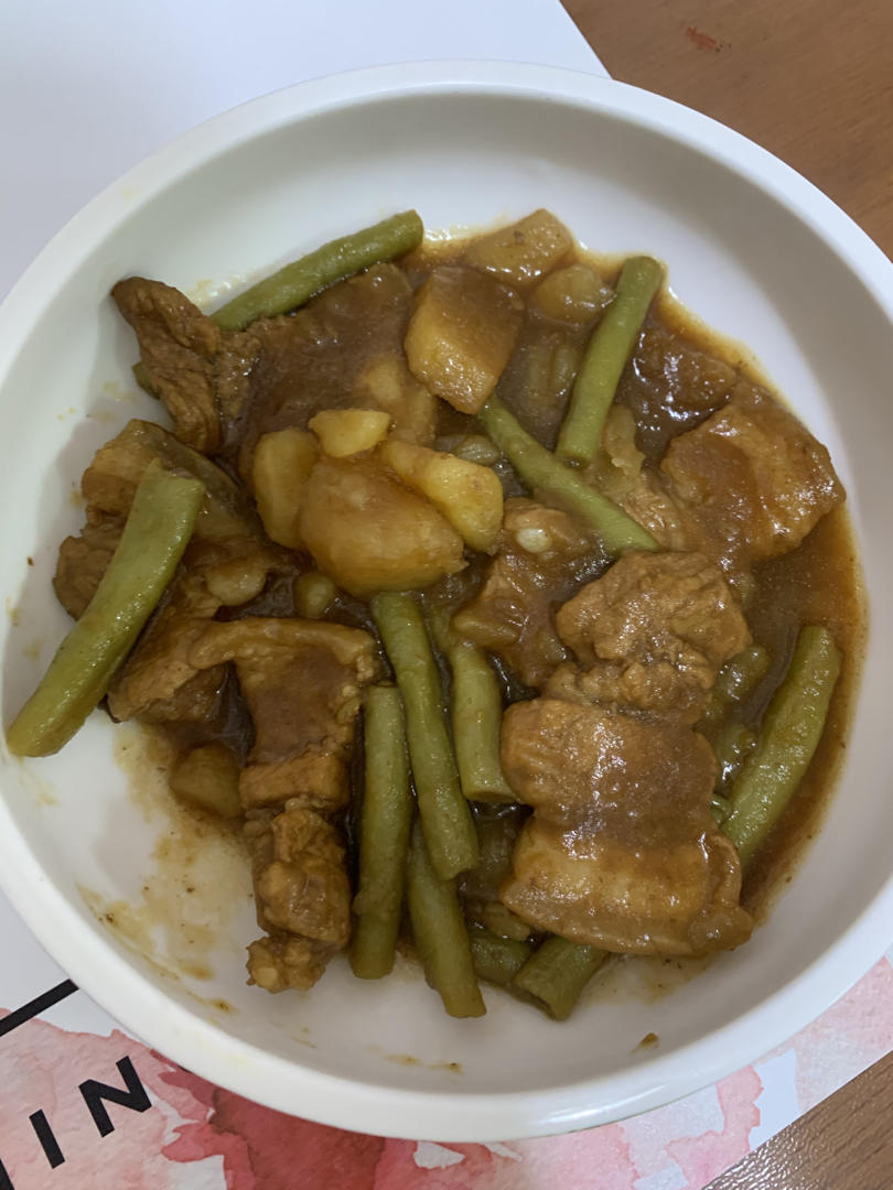 绝对正宗的东北土豆豆角炖五花肉