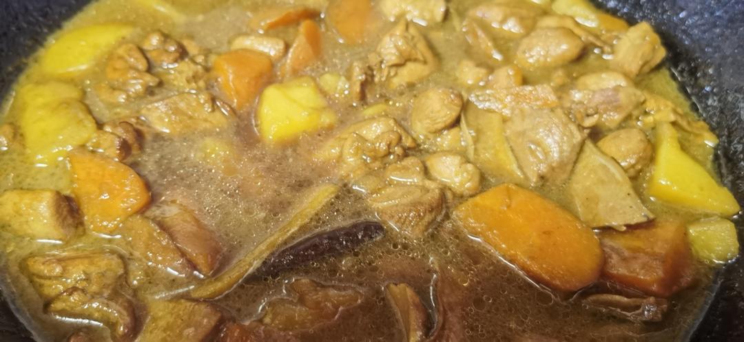 好吃到原地爆炸的黄焖鸡