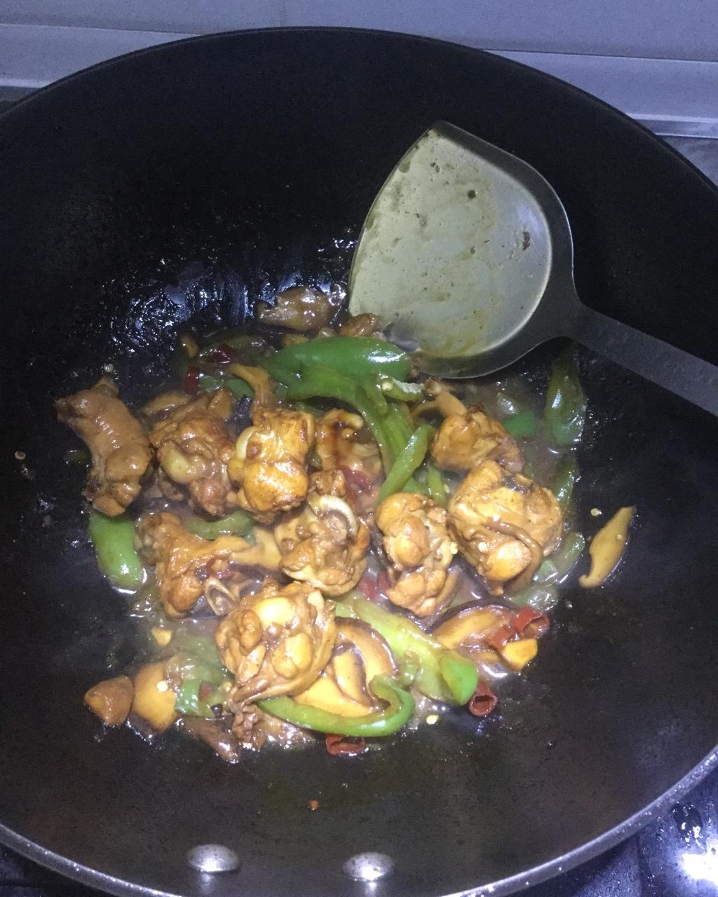 秒杀饭馆味道的【黄焖鸡米饭】