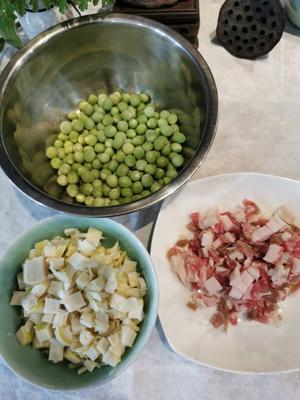 立夏饭之—豌豆糯米饭的做法 步骤1