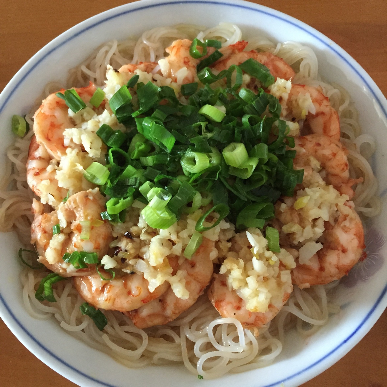 蒜蓉粉丝蒸大虾