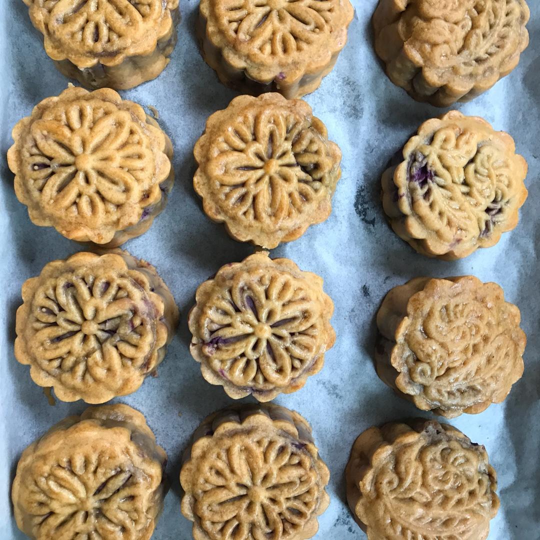 广式豆沙月饼