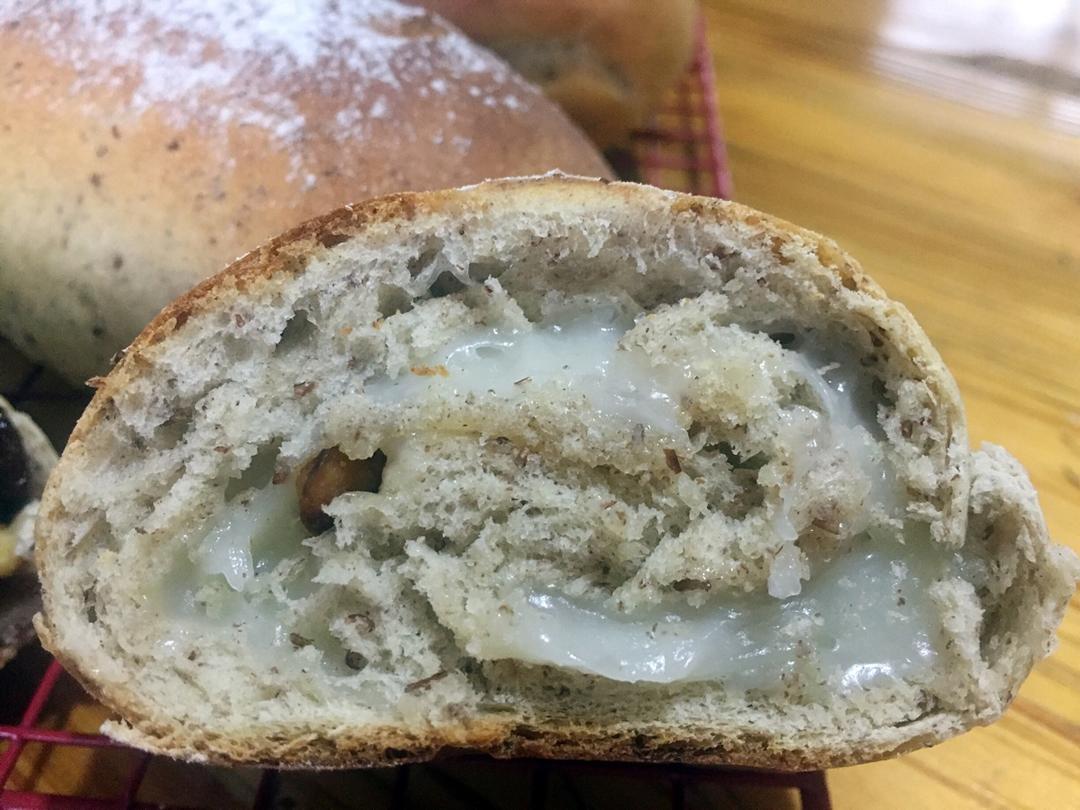 麻薯核桃夹心软欧包