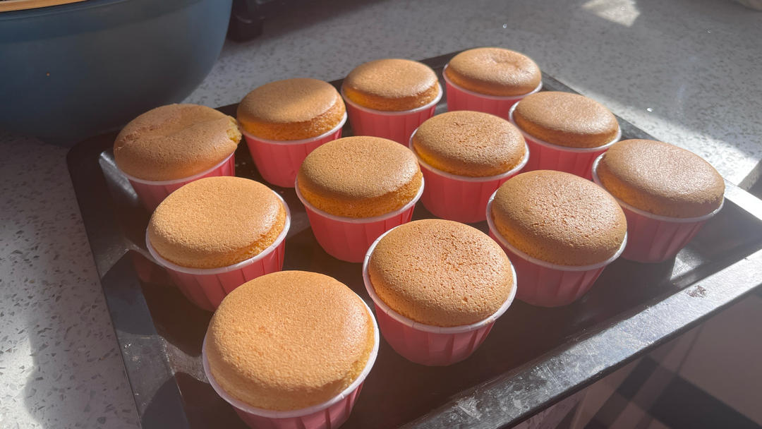 零失败~戚风纸杯小蛋糕🍰 ✨／8寸版戚风蛋糕