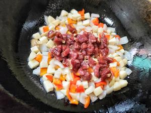 吃一次就爱上的黑椒杏鲍菇炒牛肉～鲜嫩多汁的做法 步骤8