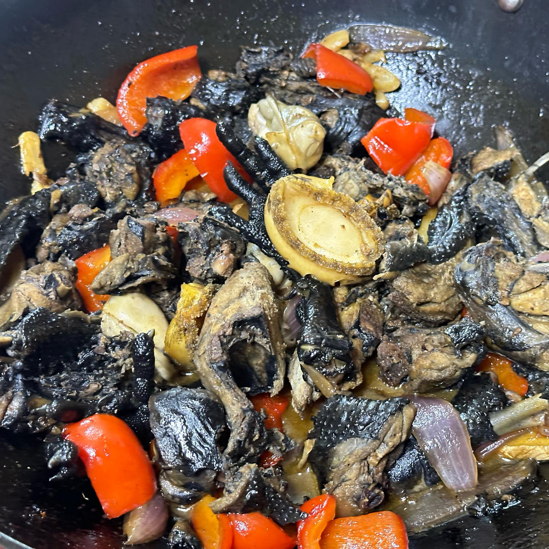 三杯鲍鱼乌鸡