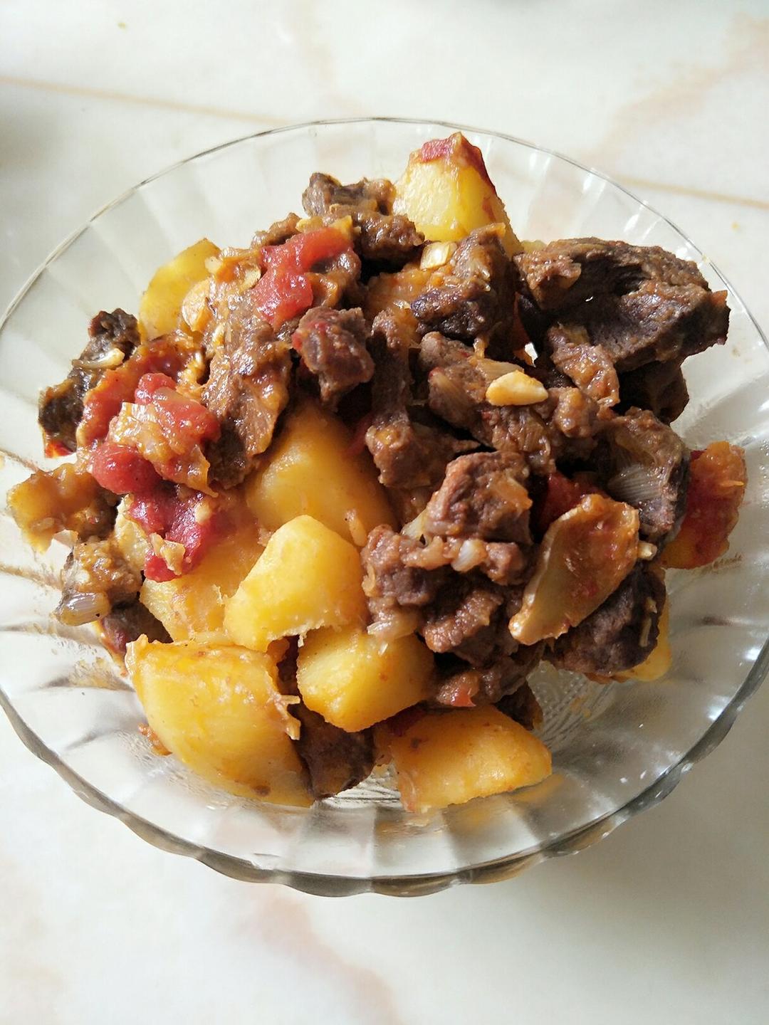 土豆炖牛肉