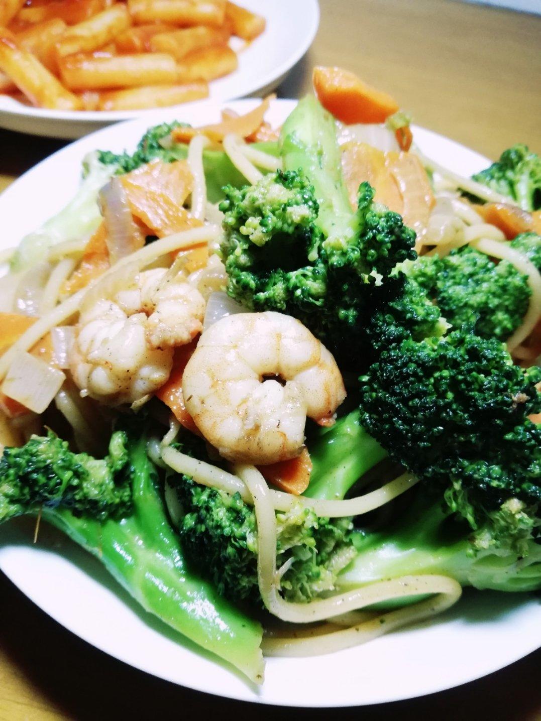 减脂|美味又低脂的虾油虾仁意大利面