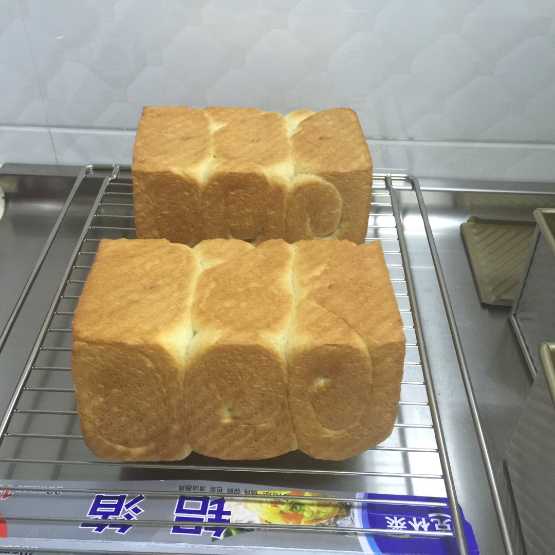 最好吃的吐司～70%中种北海道