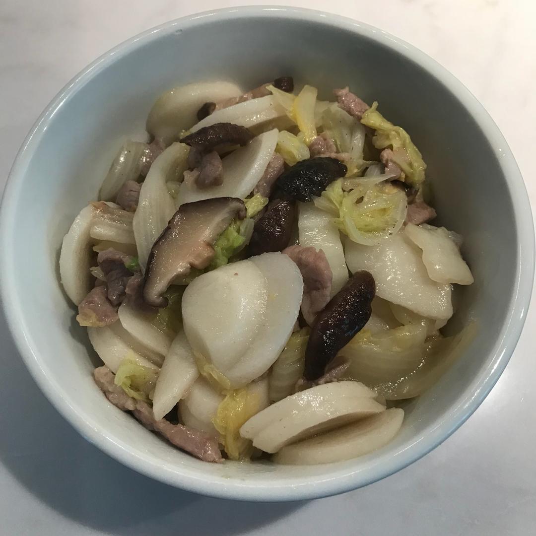 不挑锅、不焦不沾的黄芽菜肉丝炒年糕