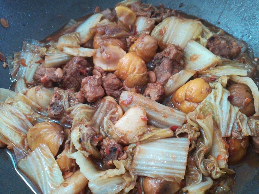 中餐｜栗子花生烧猪软骨