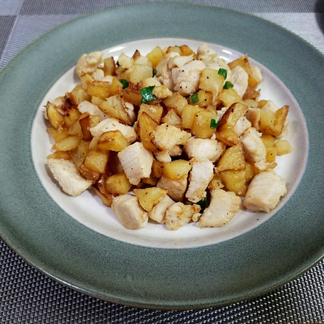 一道怎么做都好吃的干煎土豆鸡丁（红烧，咖喱，椒盐，孜然）