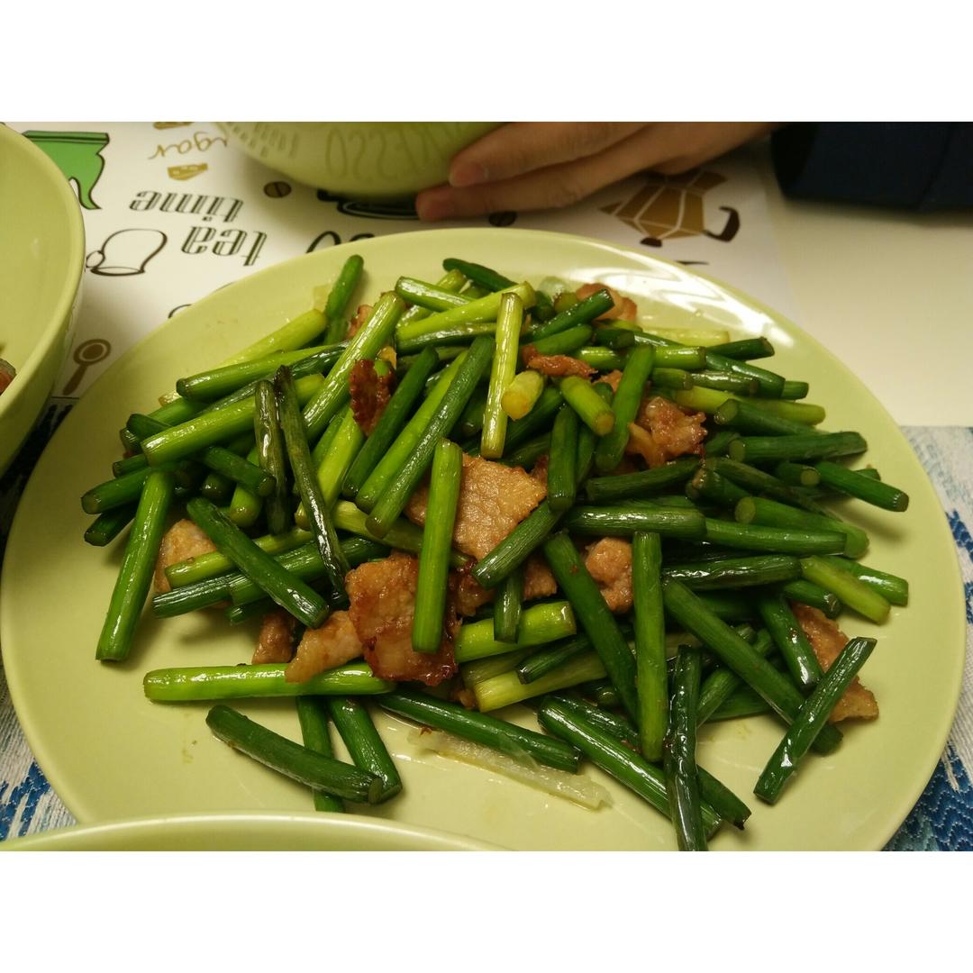 蒜苗炒肉丝