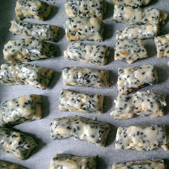 超详细TIPS—自制超美味牛轧糖（熬糖版），秒杀棉花糖版