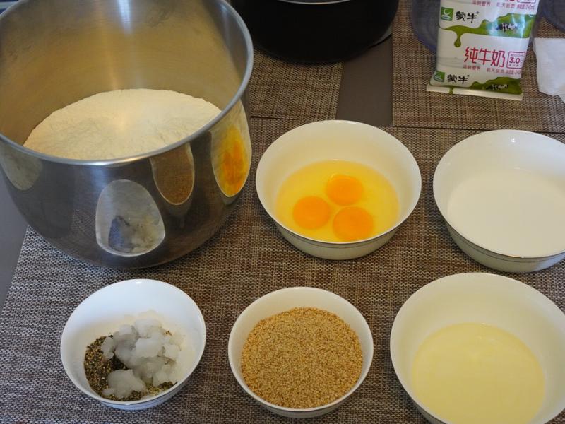 纯奶手撕吐司的做法 步骤1