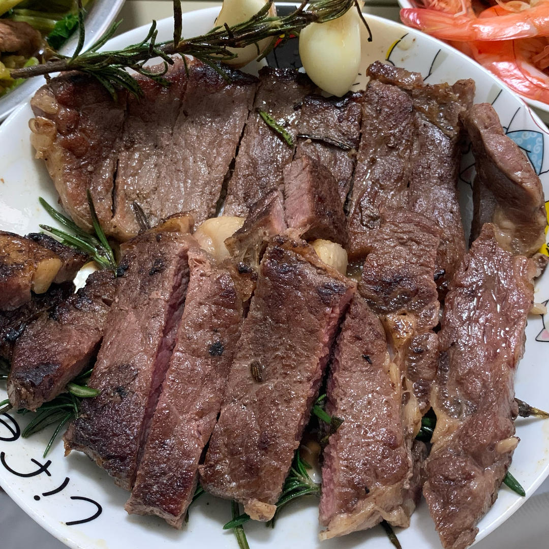 煎牛排🥩如何煎一块自己很满意的牛排——简易版