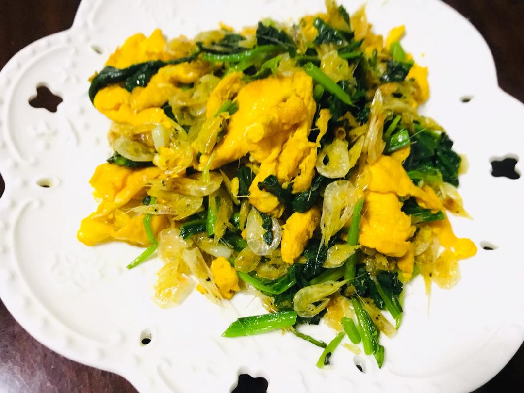 虾皮菠菜炒鸡蛋