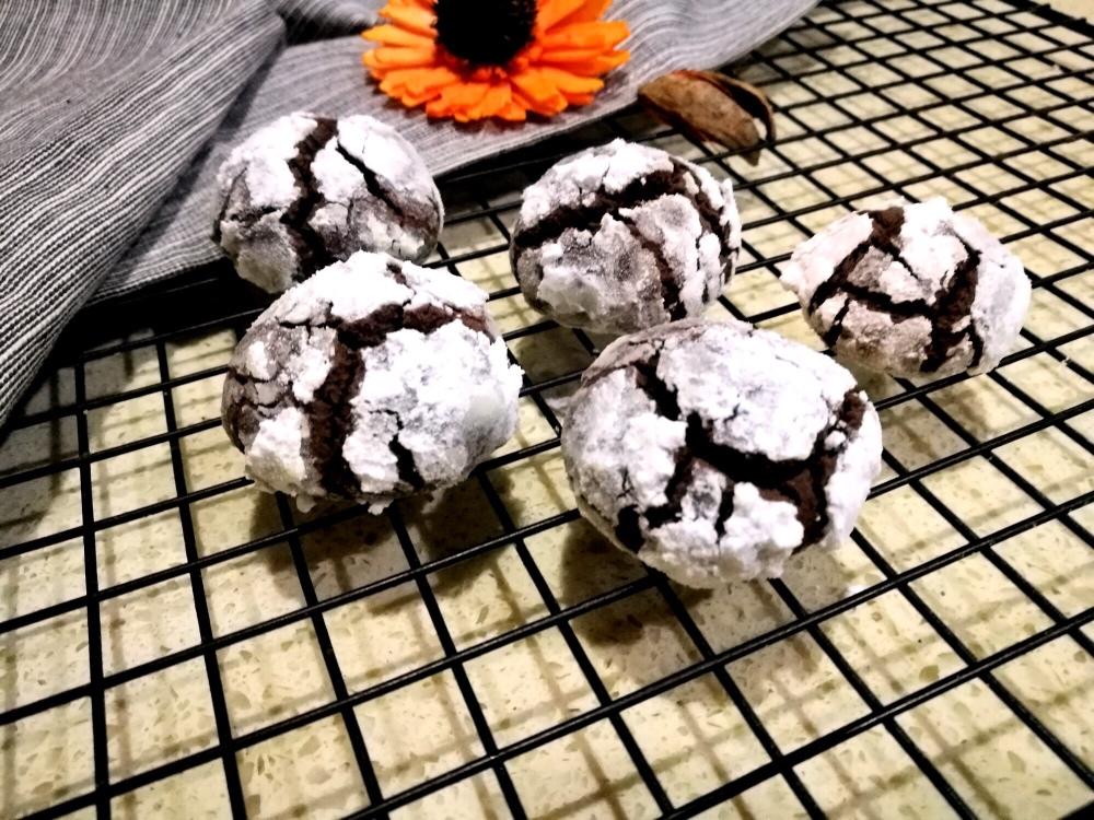 巧克力裂纹曲奇