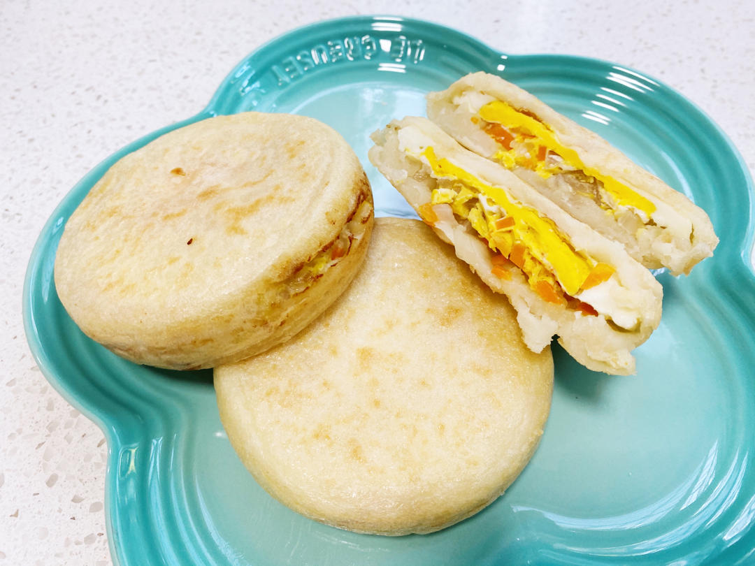早餐霸王~沉甸甸鸡蛋汉堡