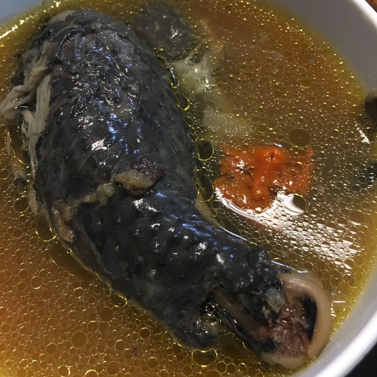 枸杞红枣乌鸡汤