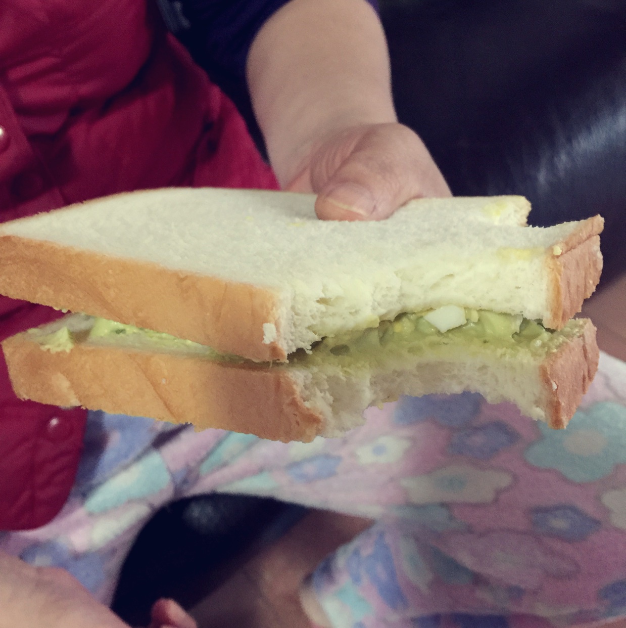 鸡蛋三明治