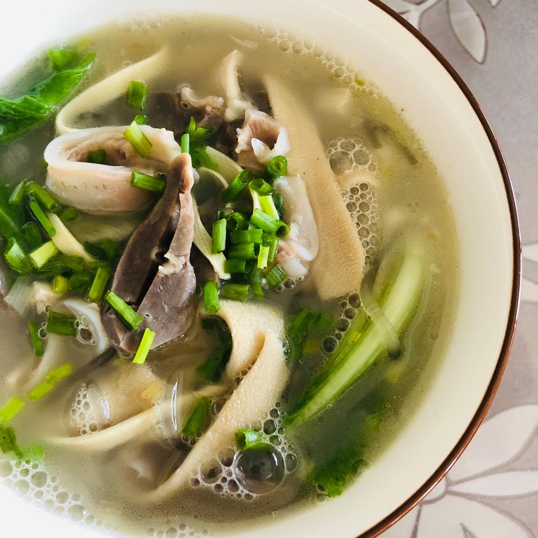 快手菜96鲜掉眉毛的羊杂粉丝汤的做法