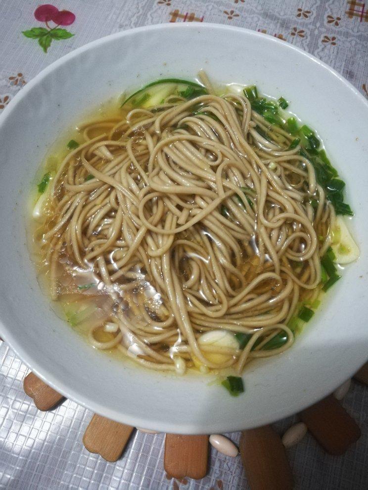 一碗热汤面