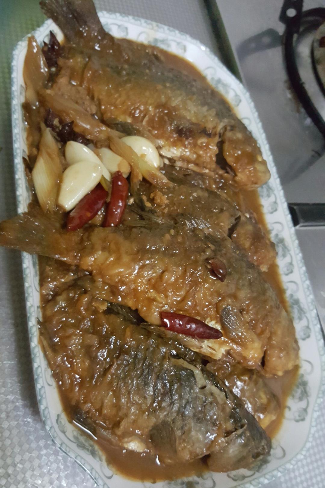 那溡花开做的家常炖鲫鱼