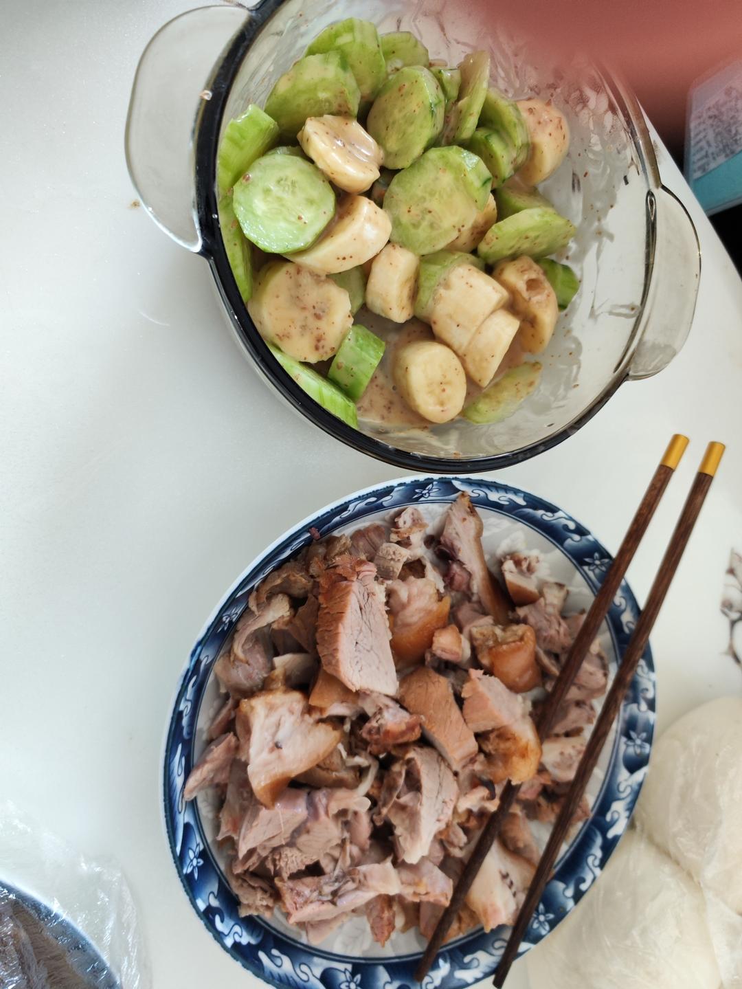 午餐•2025年11月18日