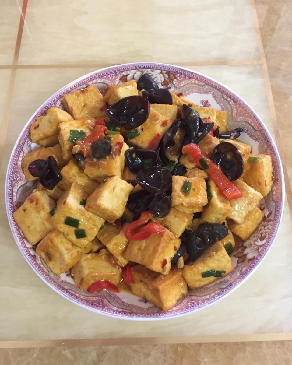 超级下饭的红烧豆腐