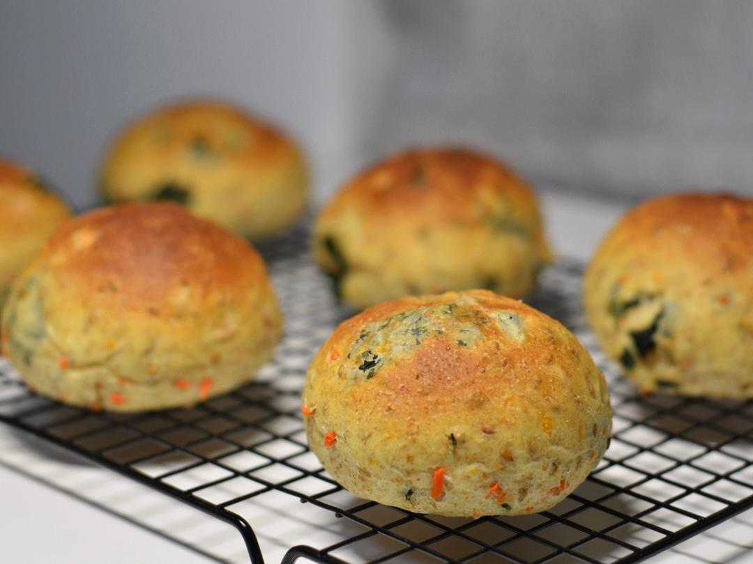 羽衣甘蓝胡萝卜餐包