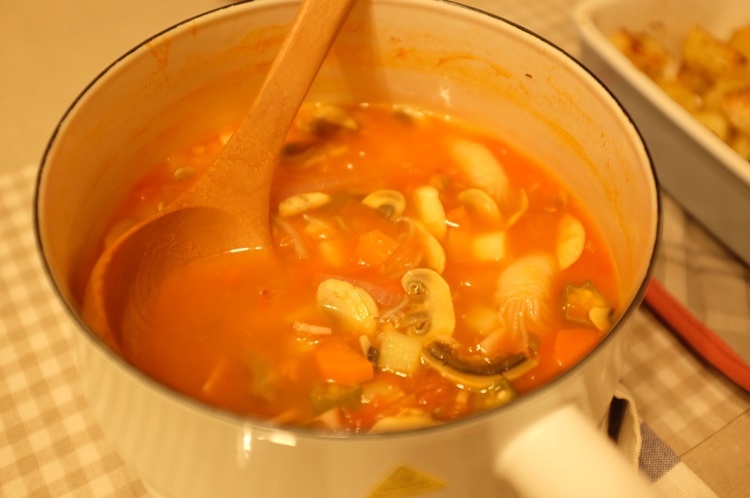 怎么做都好吃的蔬菜汤的做法