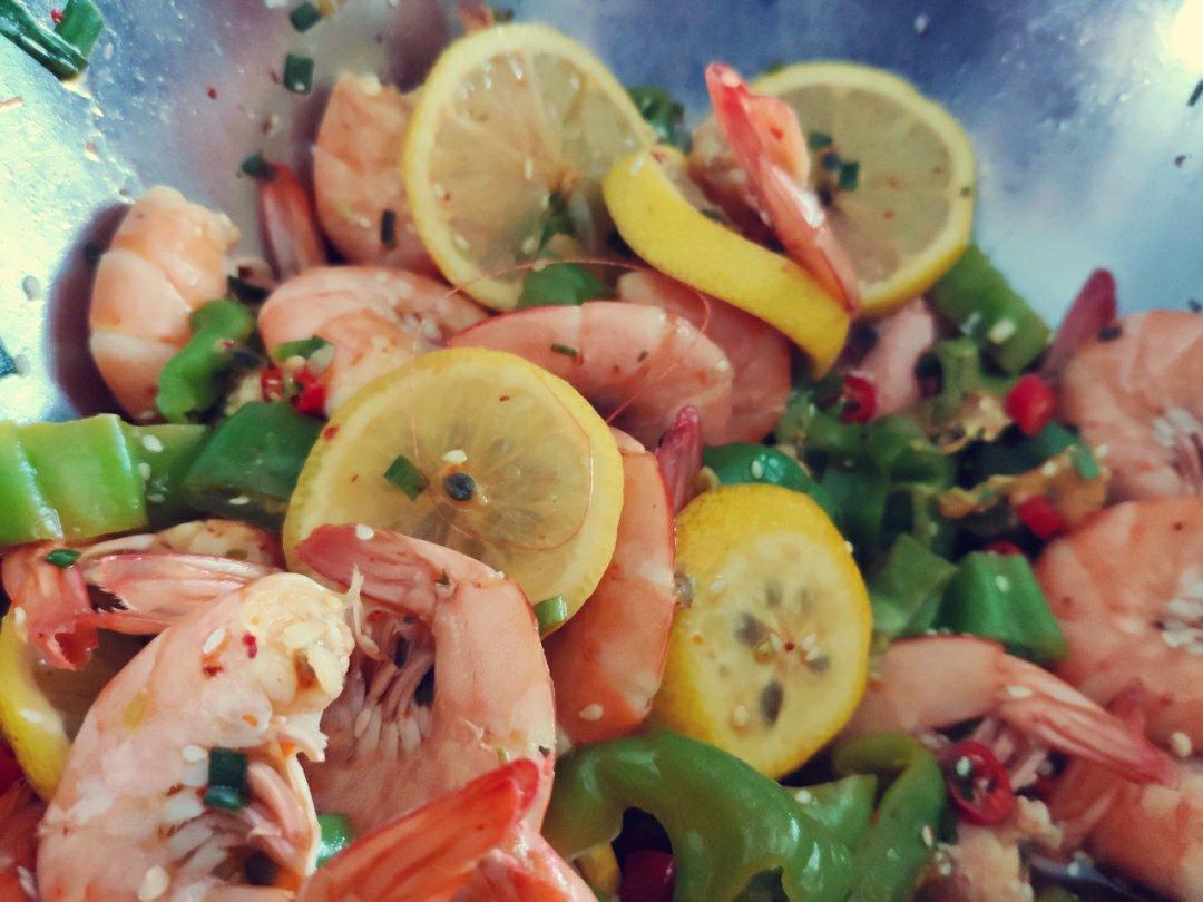 酸酸辣辣柠檬虾