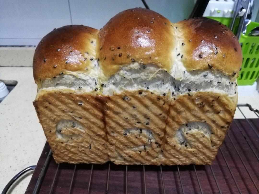 金大旺的黑芝麻吐司