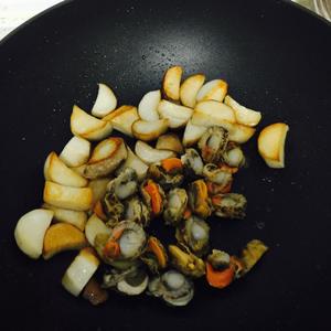 扇贝杏鲍菇的做法 步骤2