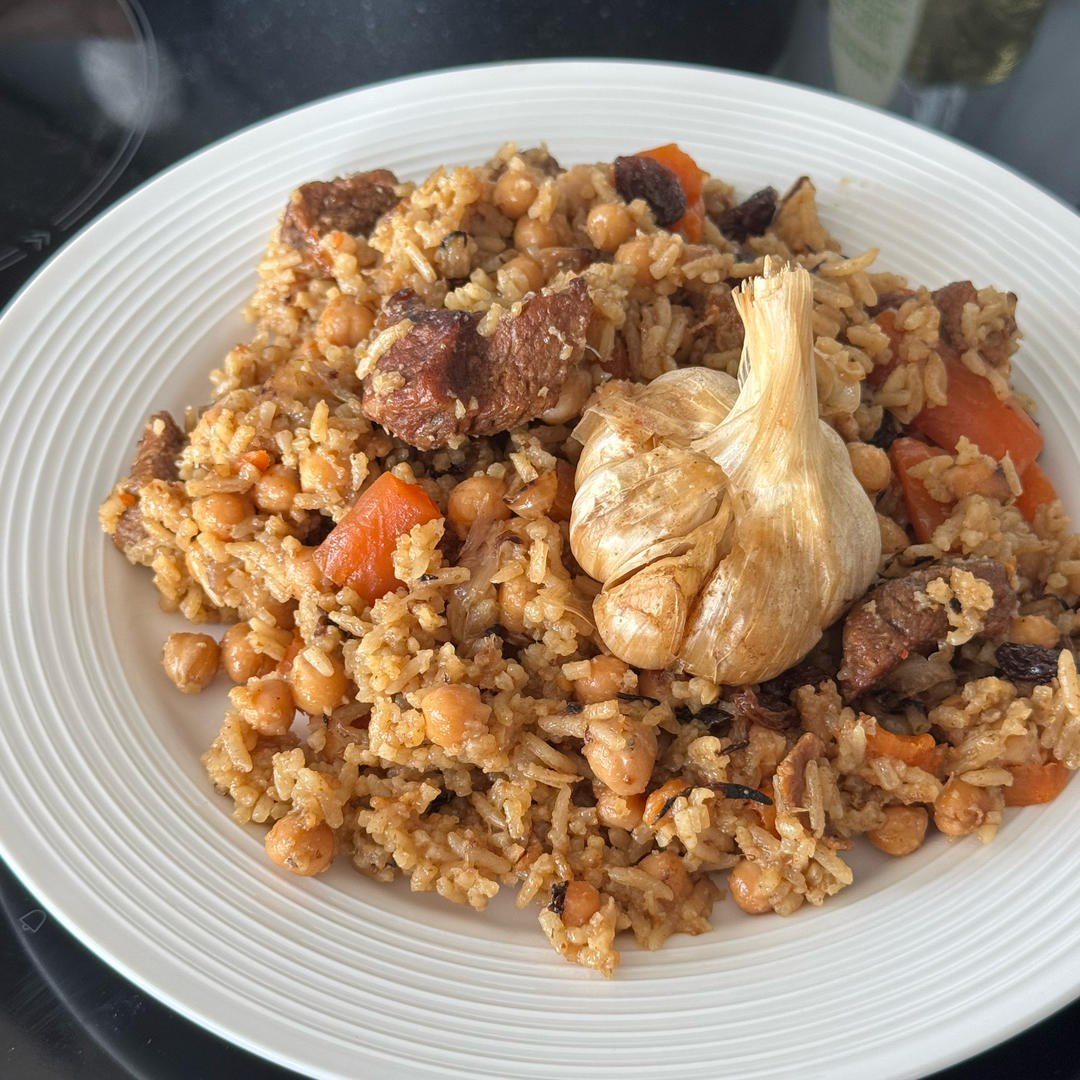 乌兹别克塔什干黑抓饭
