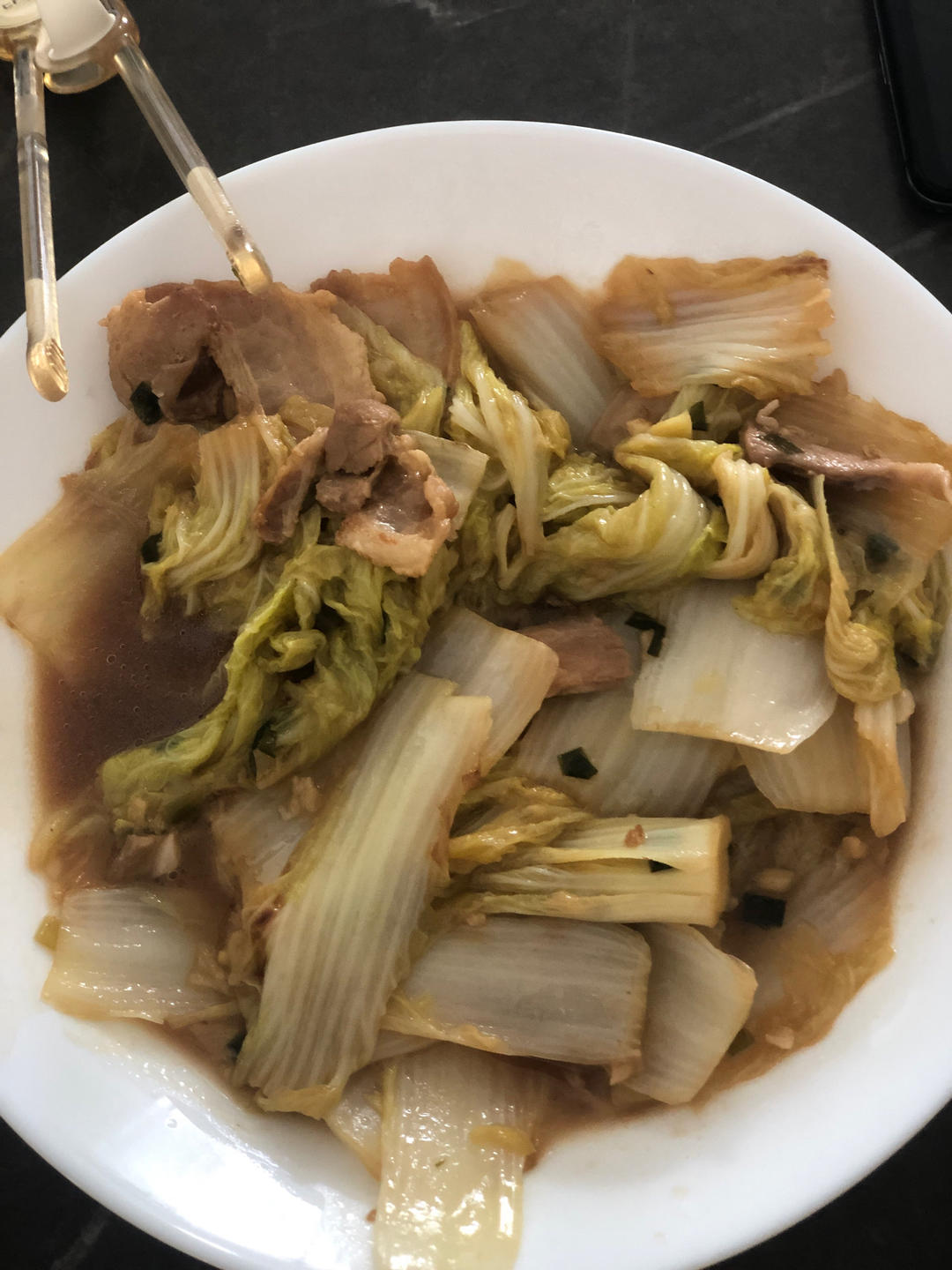 很香的白菜炖五花肉