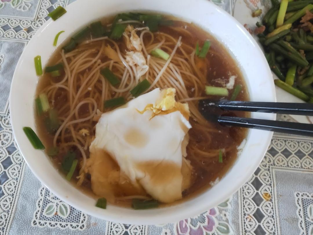 十分钟搞定的热汤面